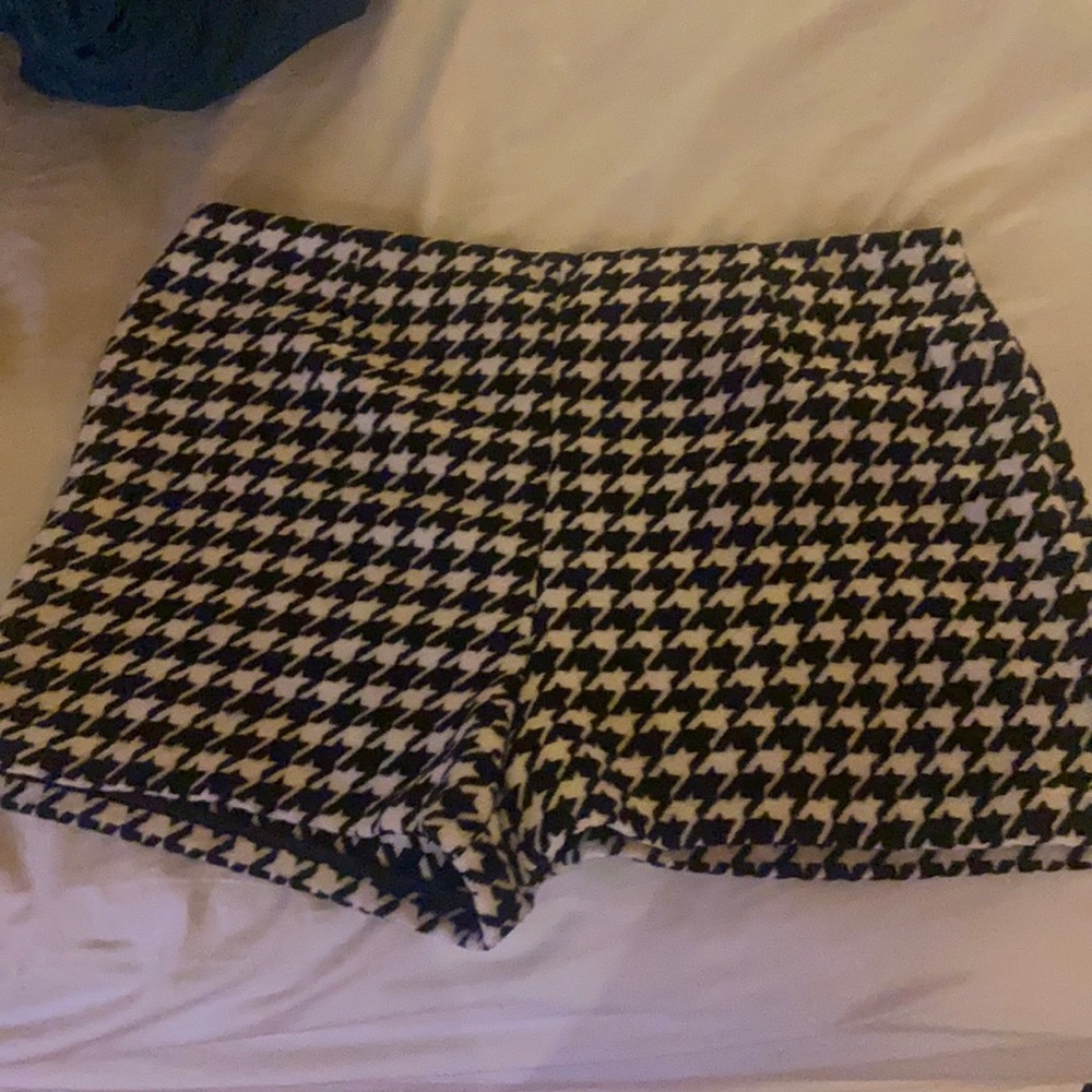 Houndstooth shorts
